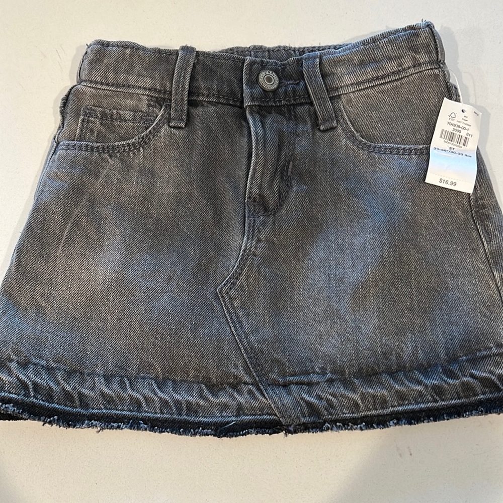 New w tags old navy black denim skirt